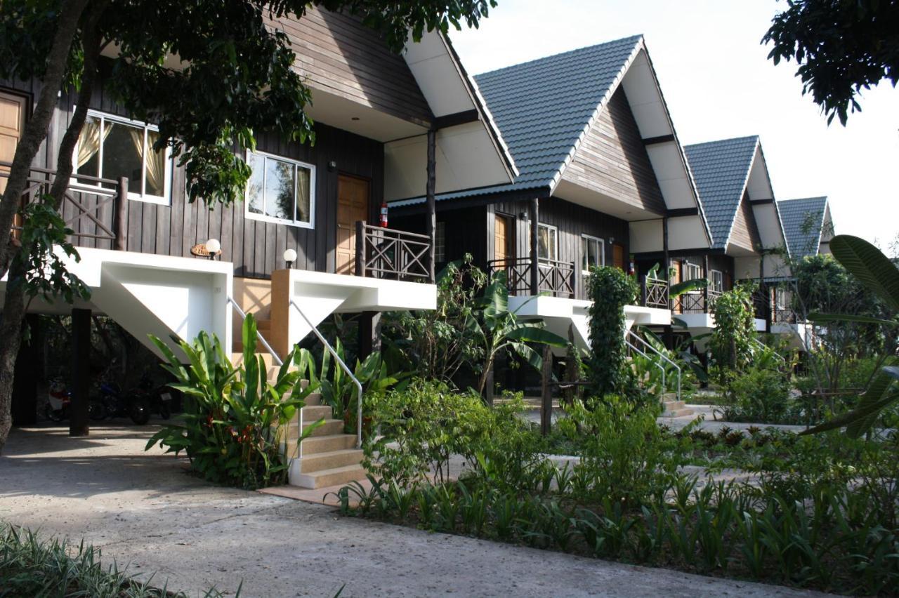 Tianna Garden Village Chiang Mai Exterior foto
